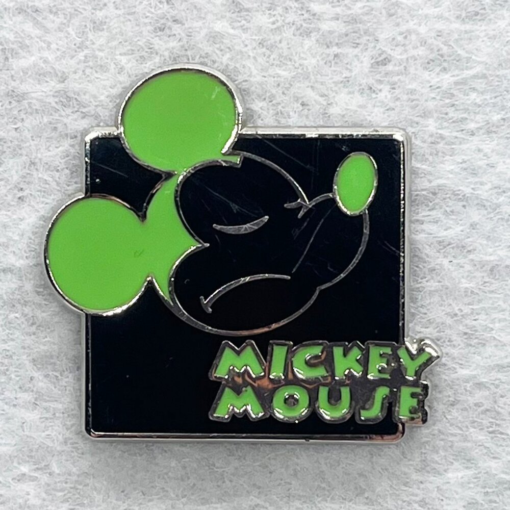 🔮 5/$25 Disney Mickey Expressions Hmph!‎ Pin